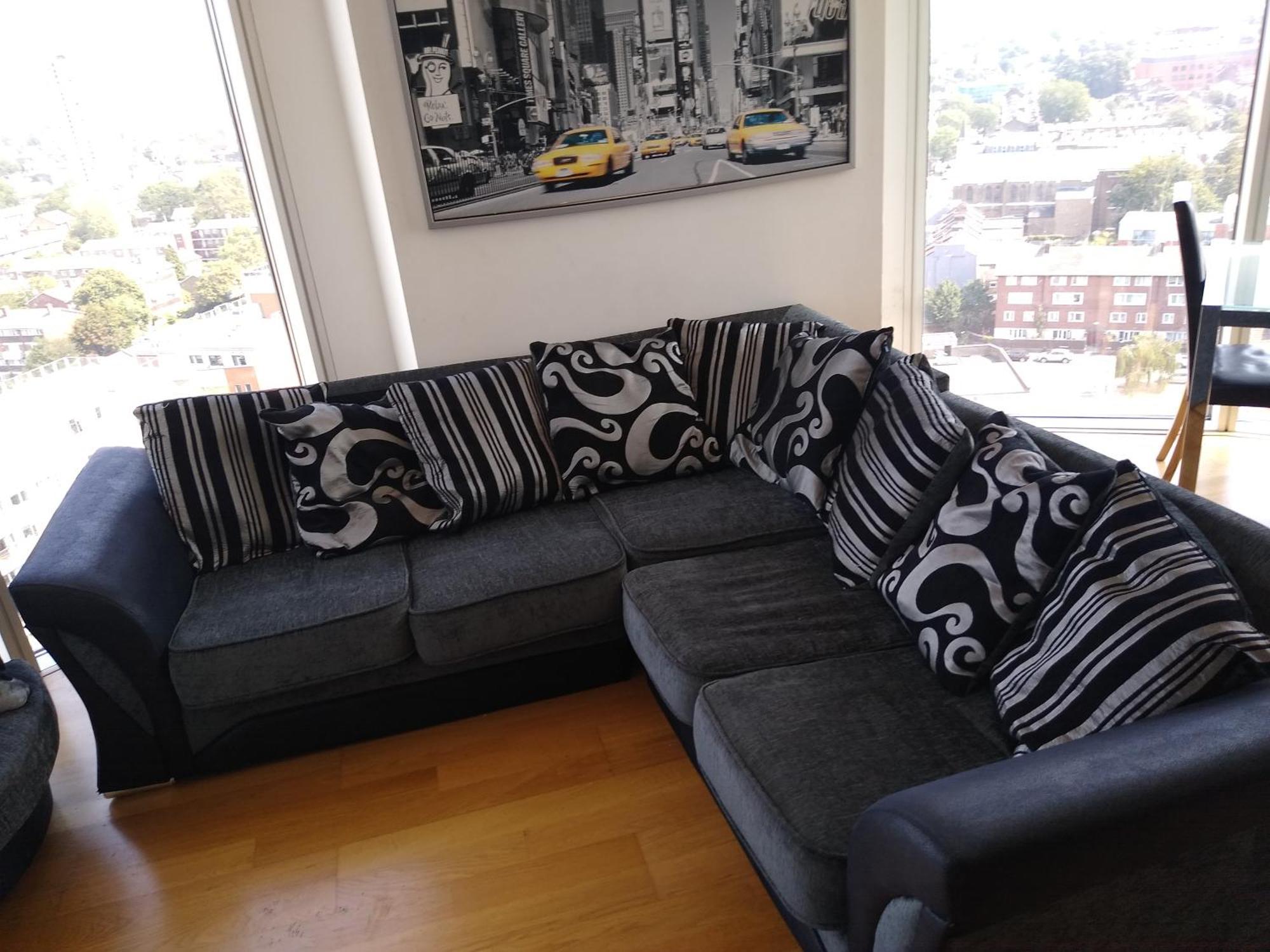 Room In Luxurious Penthouse Apartment Лондон Екстериор снимка