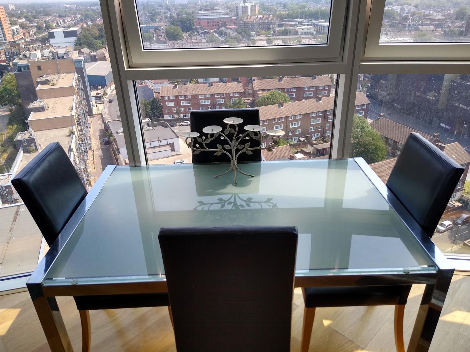 Room In Luxurious Penthouse Apartment Лондон Екстериор снимка
